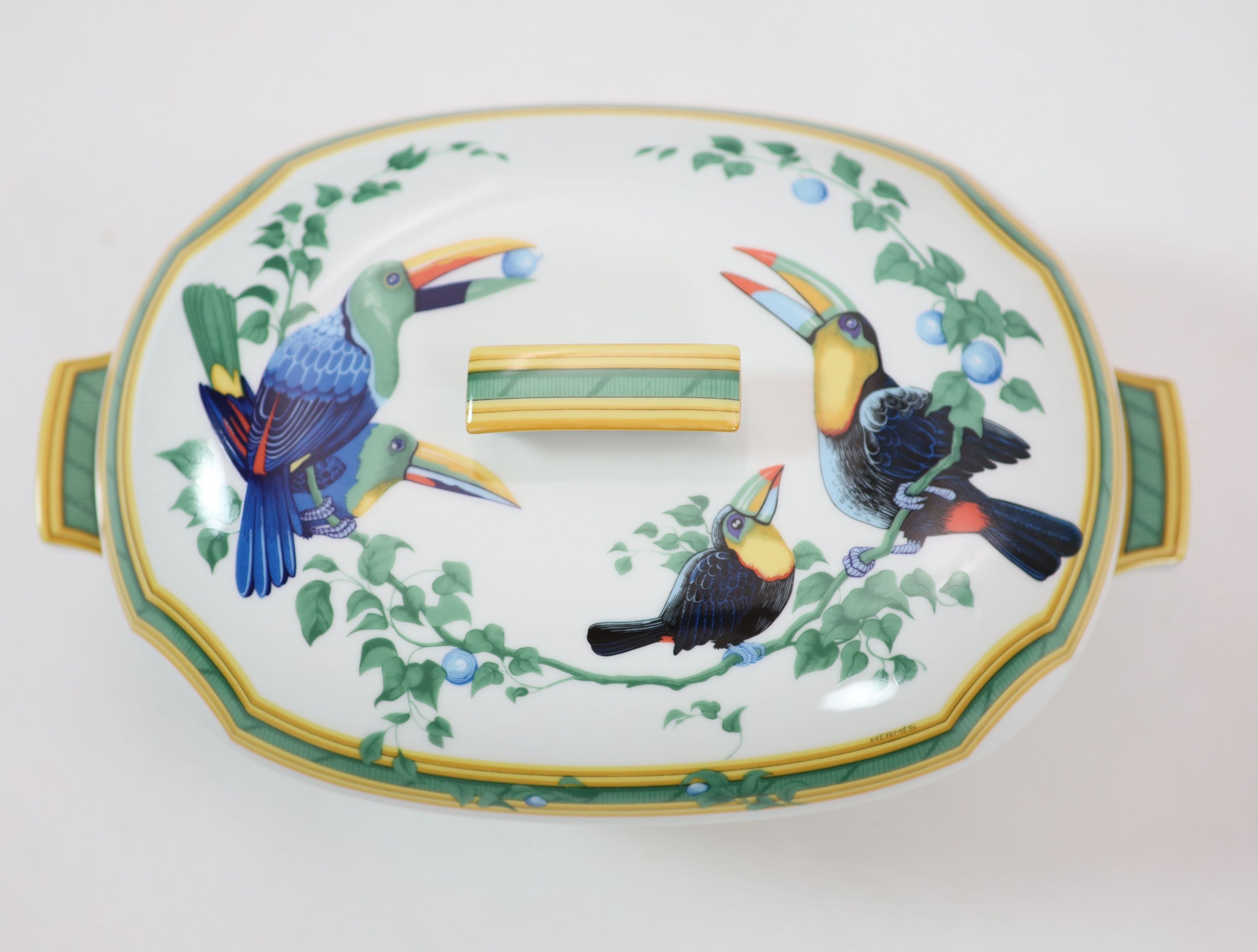 A Hermes, Paris ‘ Toucans’ part dinner service